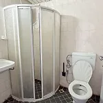 Saffron Μαρμαρίς