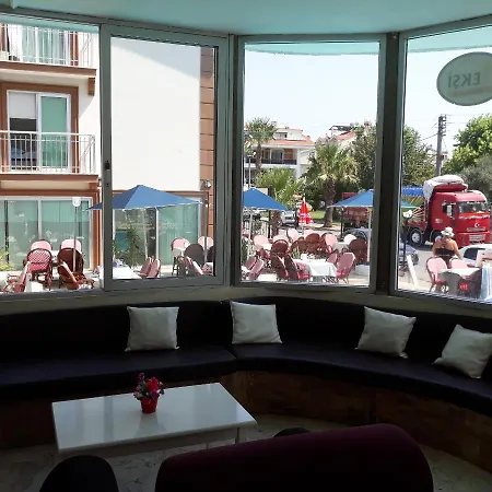 アパートホテル Saffron